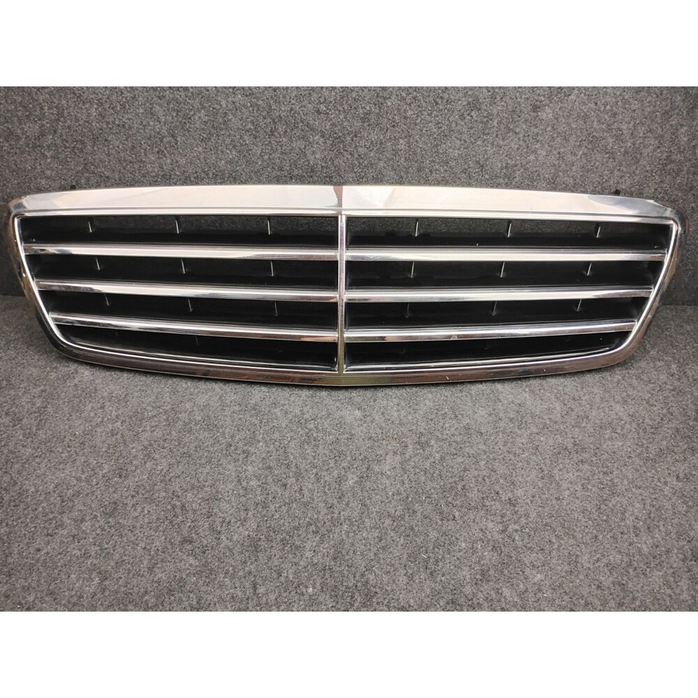 2001 to 2007 Mercedes C-Class Front Upper Grill Grille OEM AA9146 DG